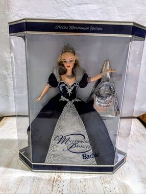 2000 MILLENNIUM PRINCESS - BARBIE Special Edition Sealed NIB Mattel Model #24154